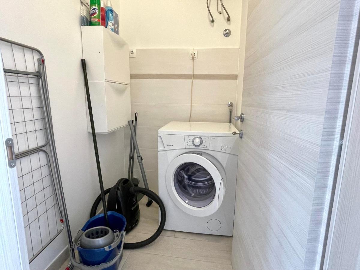 Modern Apartment In The Old Part Of Town 리예카 외부 사진
